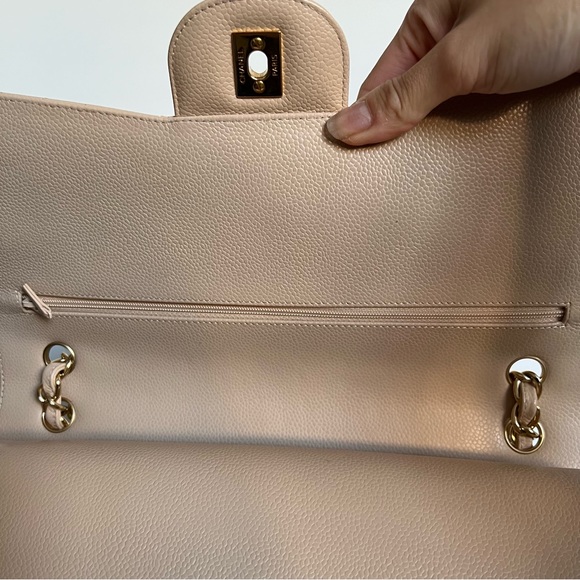 Chanel Classic Jumbo Flap - Picture 8 of 11